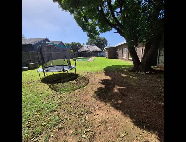 3 BEDROOM HOUSE FOR SALE IN SUNWARD PARK